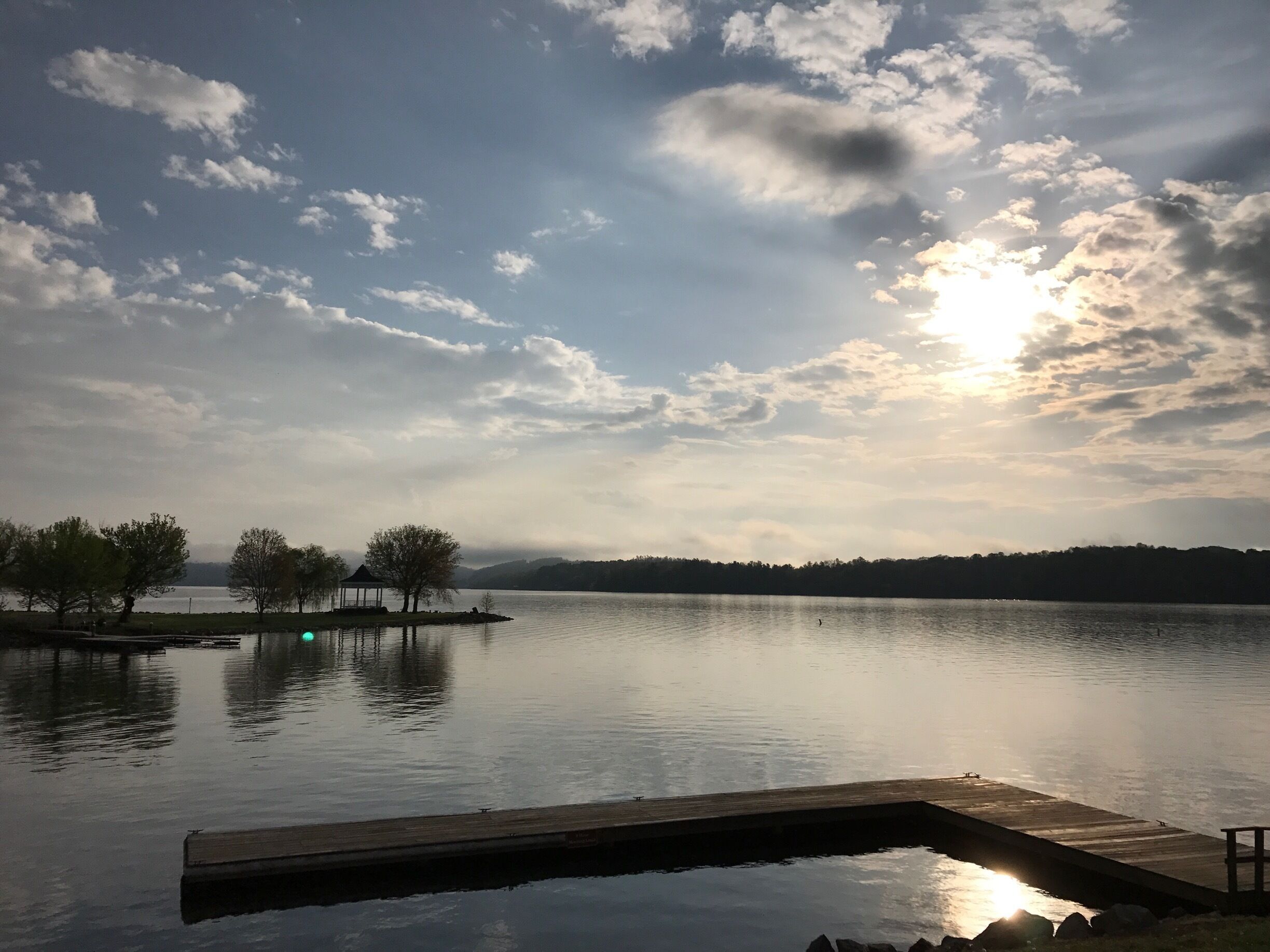This is a beautiful campsite! Take a quick walk or drive to the lake and check out the breathtaking view! ❤