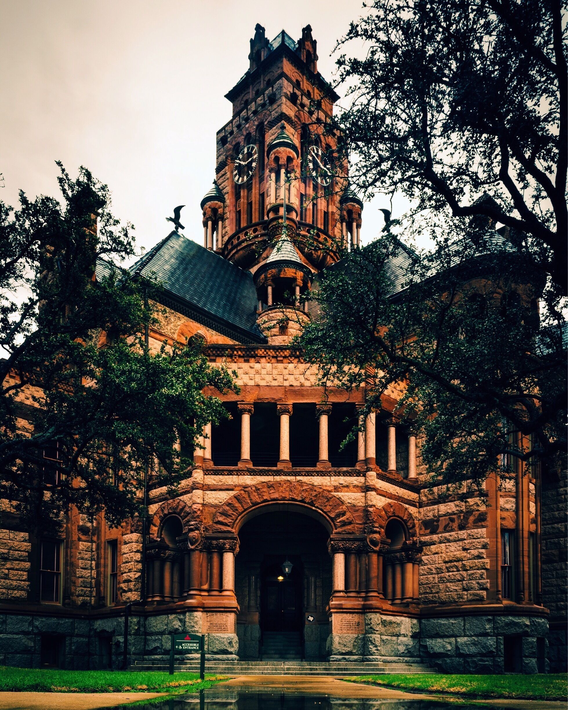 Ellis County Courthouse building in Waxahachie, Texas.  