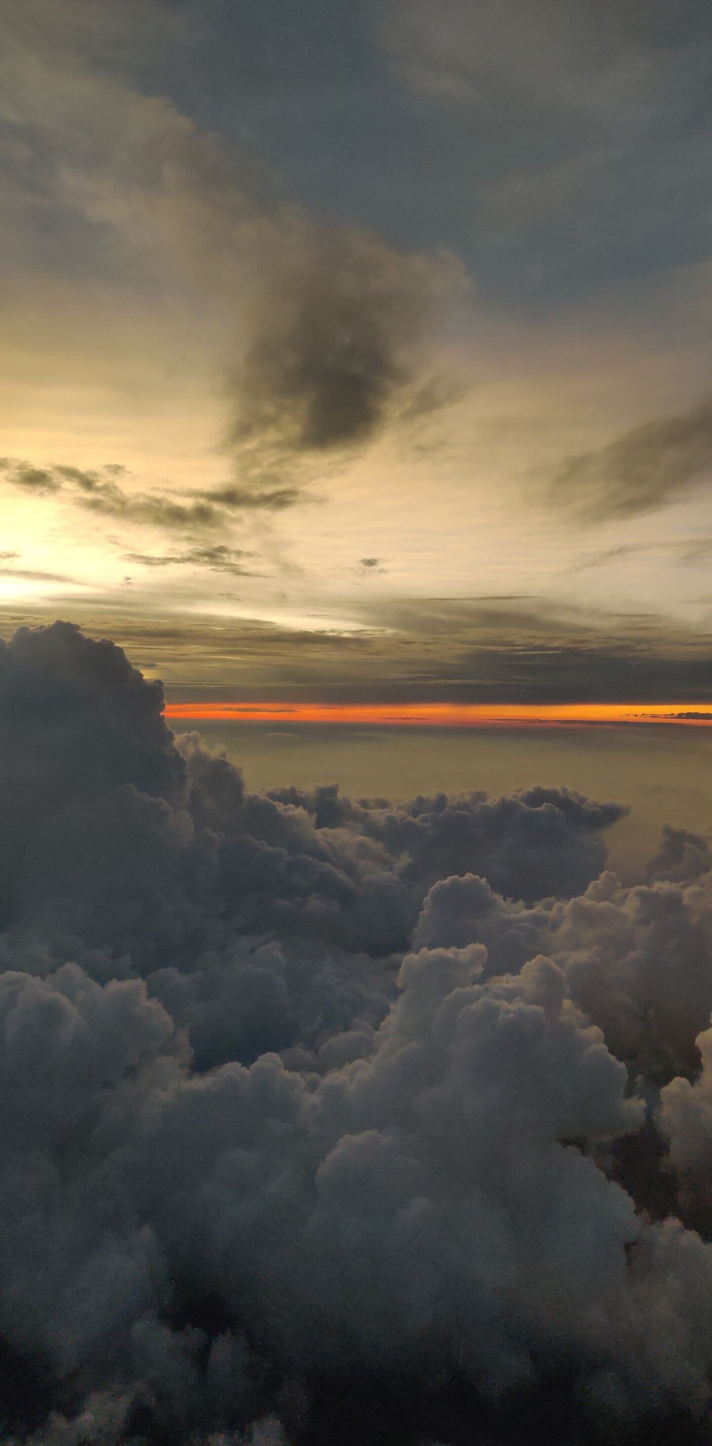 We talk about places all the time, let's take a minute to take in how beautiful this cloudscape is..! #lifeatexpedia