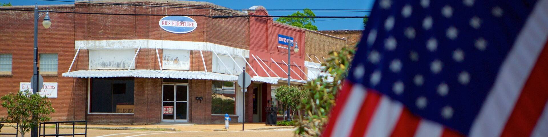 Magee featuring a small town or village