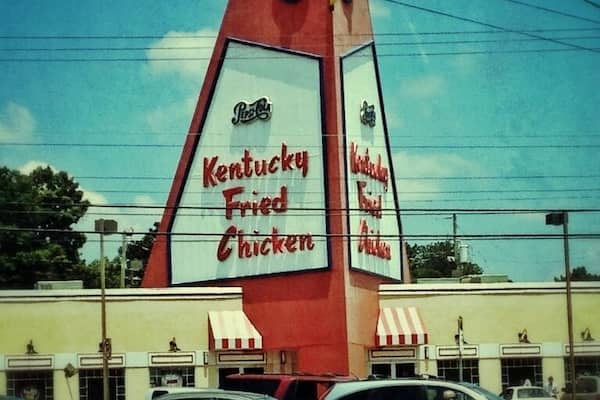 The big chicken. Something that is featured in the "weird Georgia" book. It was built in the 1960s' by the owner, and is a great drive by "we saw that" thing to see.
What is it? Why, it's a giant chicken, 56 feet tall, built in front of a KFC in Marietta.
Why is it there? I have no idea.
Anything special? It's a giant chicken, that moves! On the side of the road, and you can also get lunch.