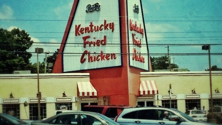 The big chicken. Something that is featured in the "weird Georgia" book. It was built in the 1960s' by the owner, and is a great drive by "we saw that" thing to see.
What is it? Why, it's a giant chicken, 56 feet tall, built in front of a KFC in Marietta.
Why is it there? I have no idea.
Anything special? It's a giant chicken, that moves! On the side of the road, and you can also get lunch.