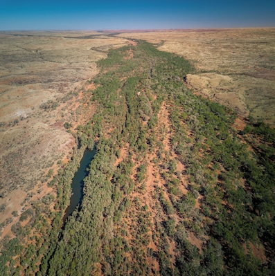 Amazing inland River on the edge of the great Australian desert, Mavic pro.
·
·
·
·
  #desert #dronefly #aussie #dronelife #aerialphotography #desertliving #desertsunset #dronestagram #desertlife #puppy #dronegear #travel #desertplants #aussiesofinstagram #droneoftheday #dji #desertphotography #desertracing #australianshepherdworld #dronephotography #australianshepherdsofig #australianshepherdsofinstagram #drone #deserts #drones
#aboveitall #bvsquad