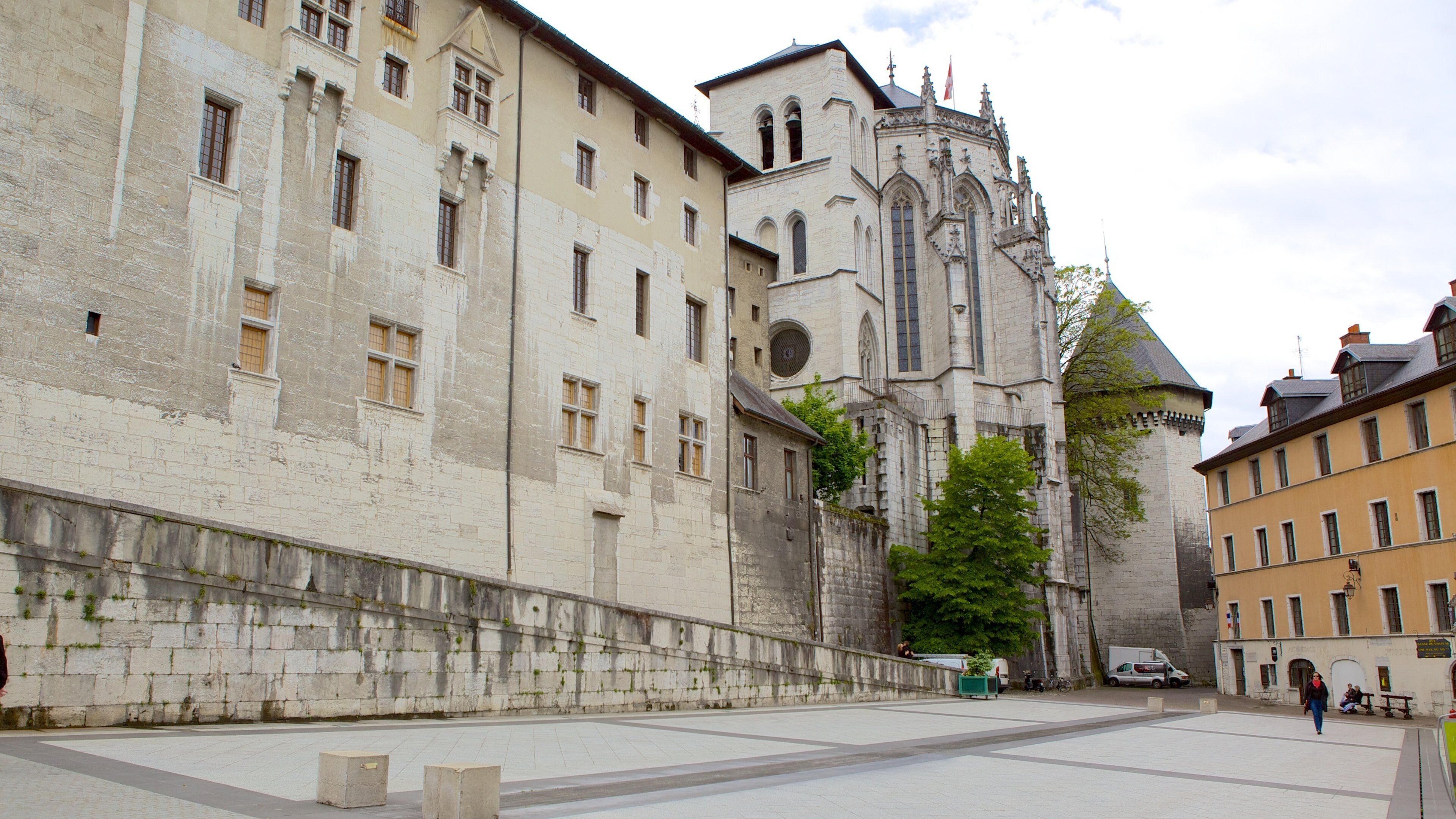 Chambéry ofreciendo patrimonio de arquitectura