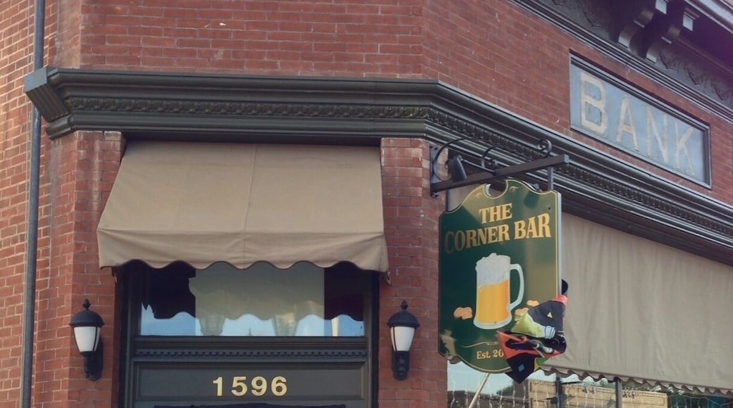 #BarLove The corner bar in Minden Nevada. Looks like its a happening place on a Friday night.