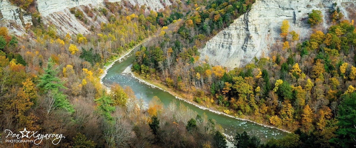 best overlook u must see. Lake, trees, and Mountains during autumn season