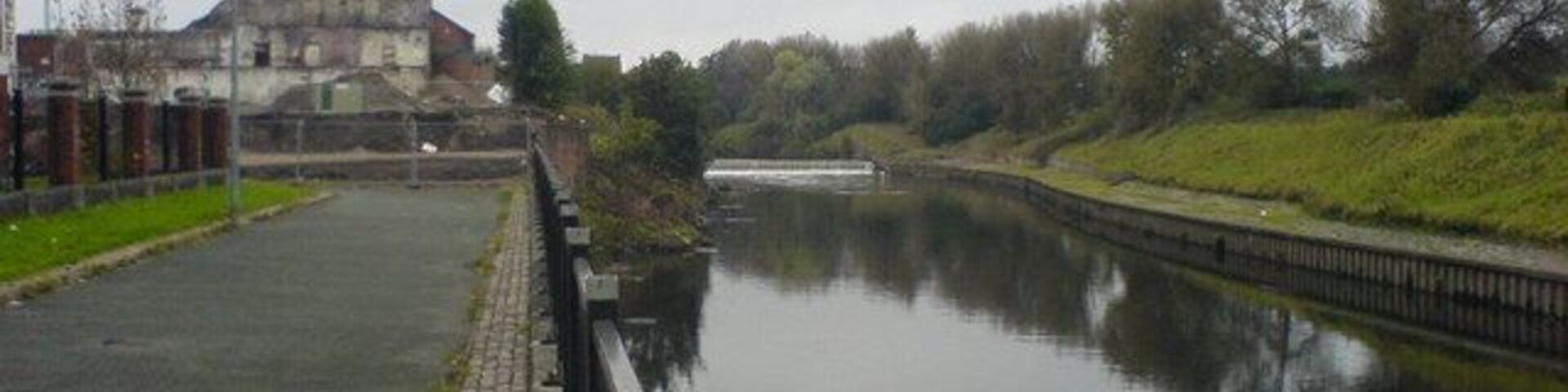 River Irwell at Adelphi Looking upstream towards the Adelphi weir.