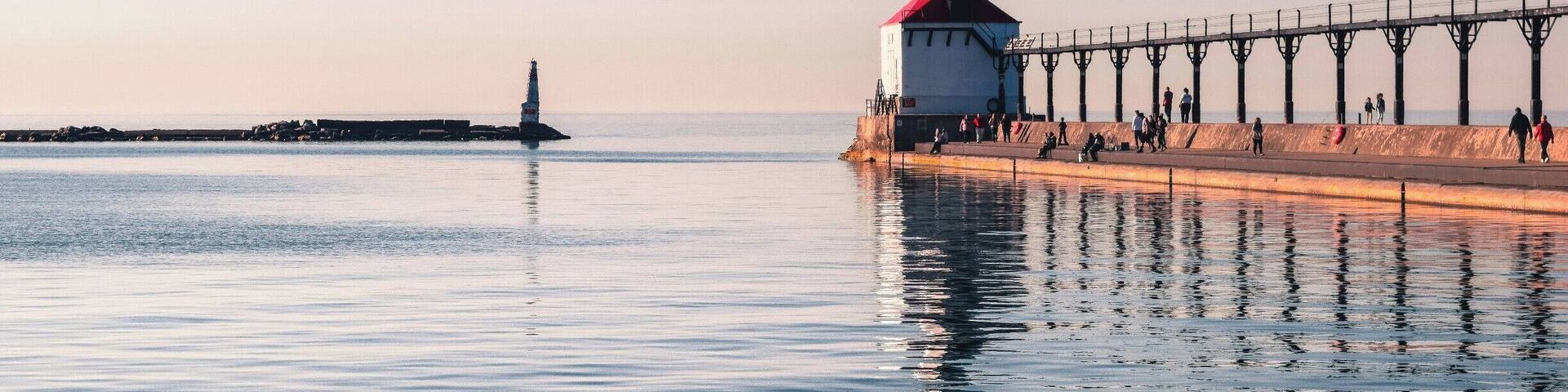 Do you ever just want to sit and listen to the waves lap against the shore? I took this photo way back in February while I was visiting family in southern Michigan. I finally got around to editing it and I tried something new while editing it. I'm super happy with how it turned out! #puremichigan #springfun
