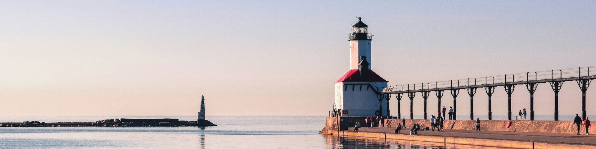 Do you ever just want to sit and listen to the waves lap against the shore? I took this photo way back in February while I was visiting family in southern Michigan. I finally got around to editing it and I tried something new while editing it. I'm super happy with how it turned out! #puremichigan #springfun