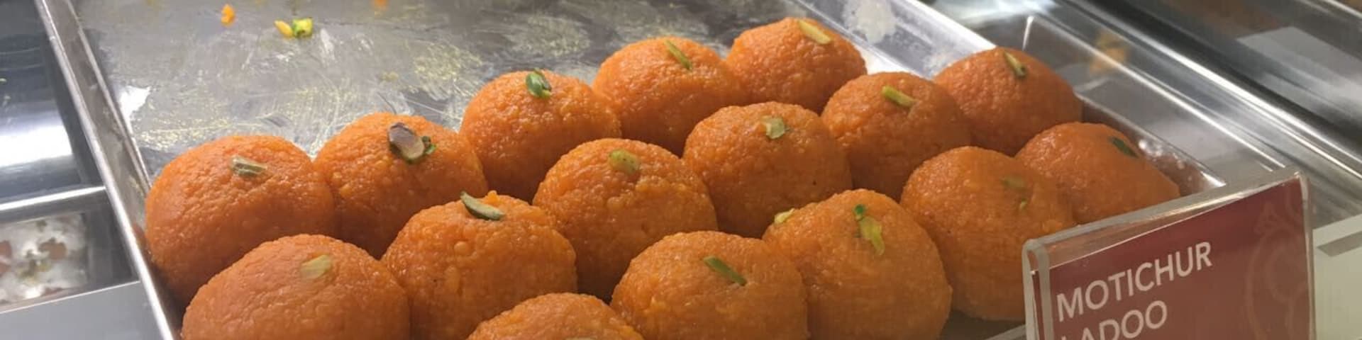 I love their Dahi Bhalla and Kaju Katli as well. The laddus ooze out heavenly aroma. #sweetspot