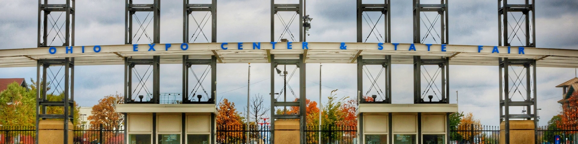 Entry from 17th ave to the fairgrounds