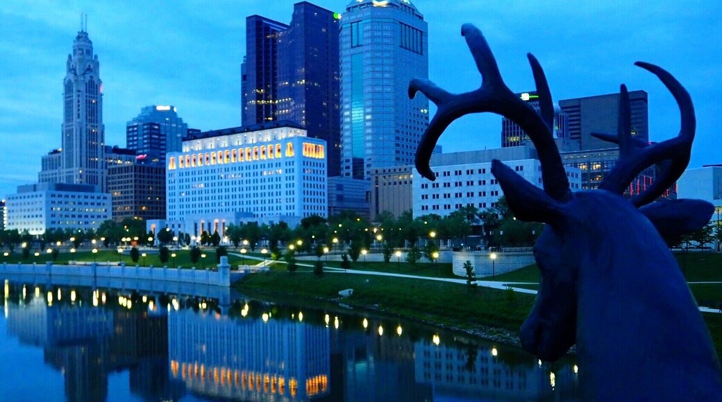 Oh deer, do I love this view of downtown Columbus!