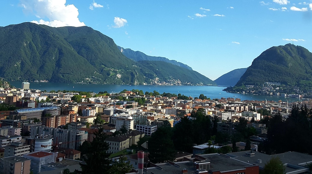 Lugano, panorama du San Salvatore au Monte Bré.
