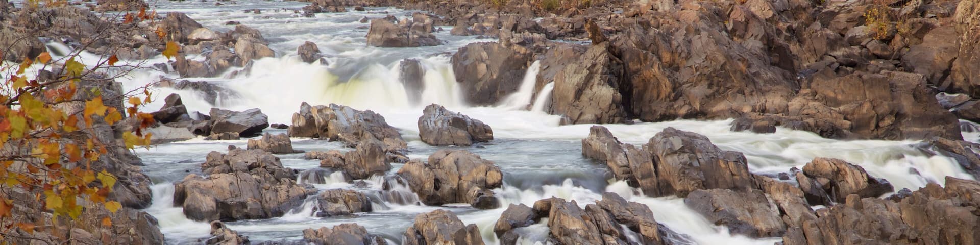 Great Falls Wasserfälle im Herbst