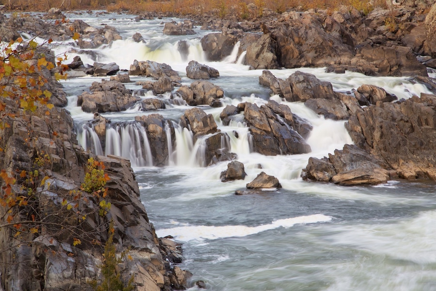 Great Falls Wasserfälle im Herbst