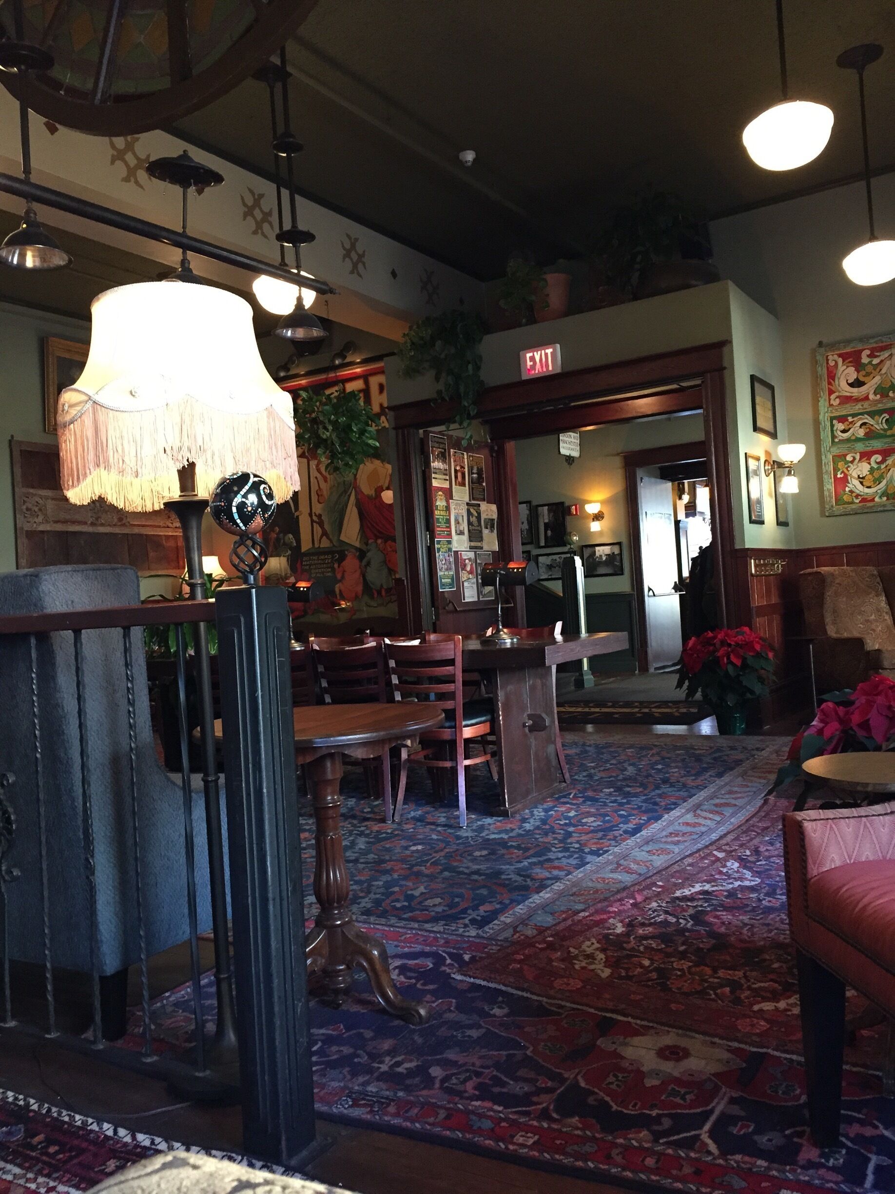 Great home base for exploring Oregon wine country.