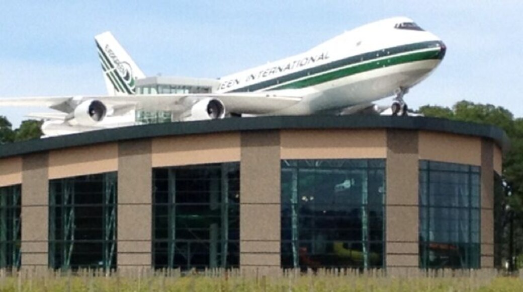 Evergreen 747.