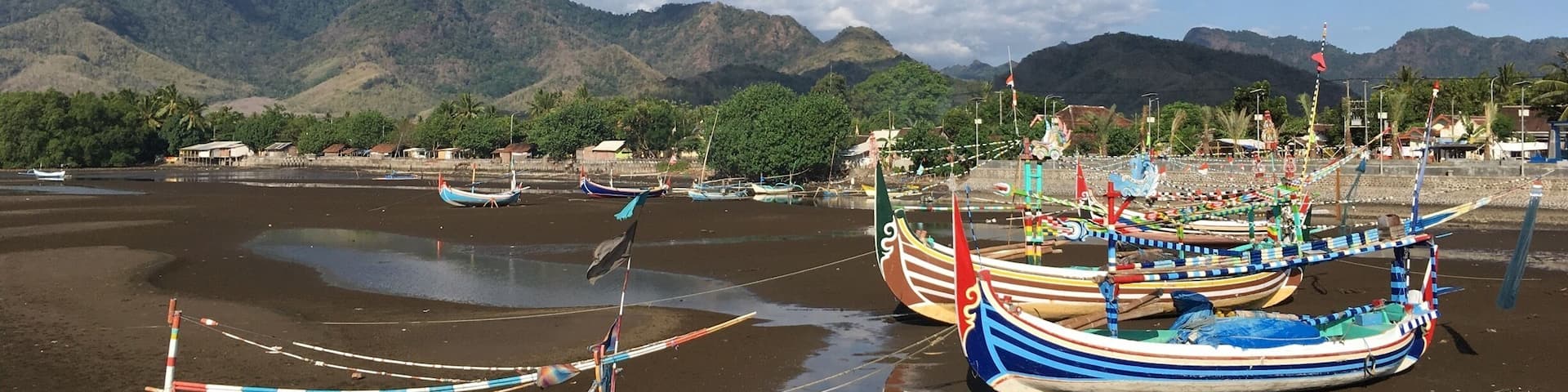 Low tide, somewhere in East Java Island.
#LifeAtExpedia