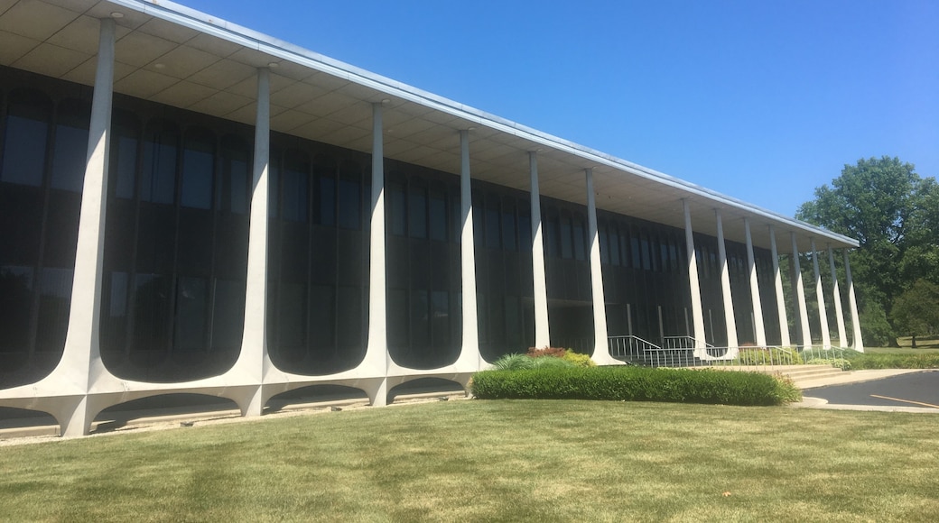 Vintage archiecture front years gone by located in Marion, Ohio