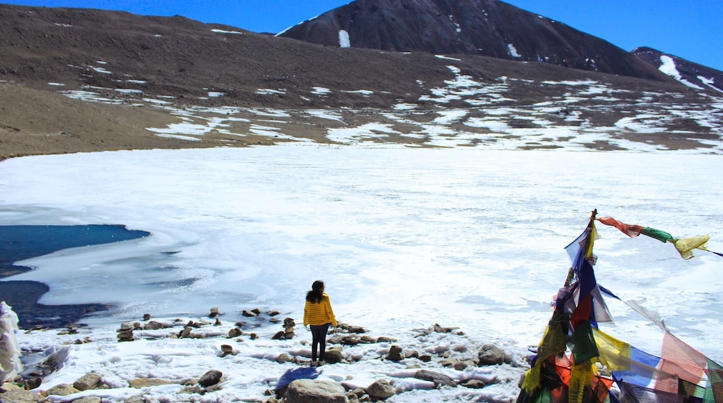 At approximately 17600ft Gurudongmar lake is among the highest lakes in the world, the second highest in India. While the lake remains frozen for majority of the year, a small portion never freezes, and is therefore considered to be sacred.
#TallestMountains #ExtremeAdventures #Nature #India