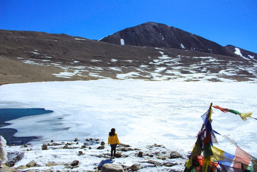 At approximately 17600ft Gurudongmar lake is among the highest lakes in the world, the second highest in India. While the lake remains frozen for majority of the year, a small portion never freezes, and is therefore considered to be sacred.
#TallestMountains #ExtremeAdventures #Nature #India