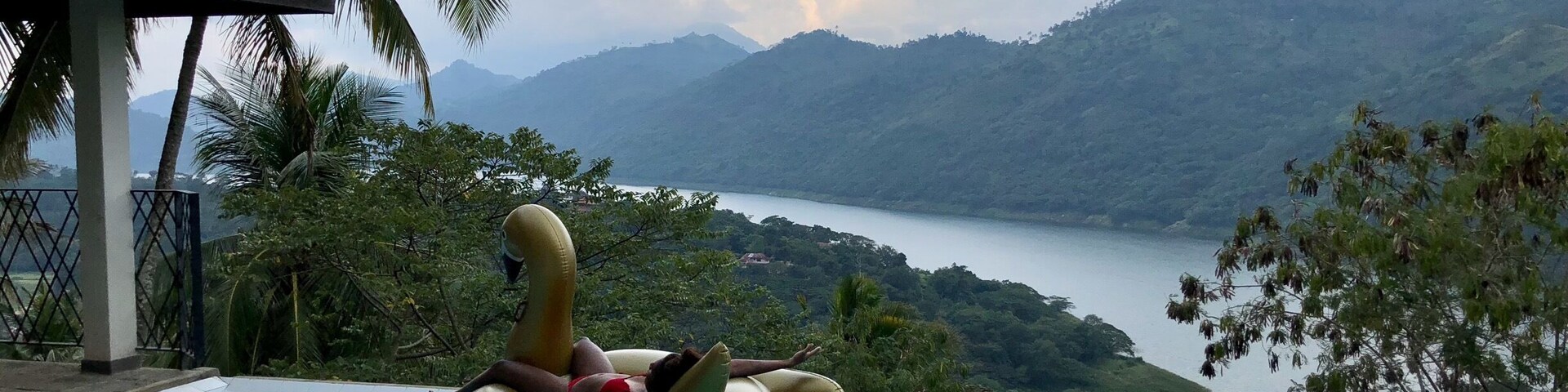 Views to die for 🧜🏽♀️
#lifeatexpedia
#greenandwater #whatmoredoyouneed