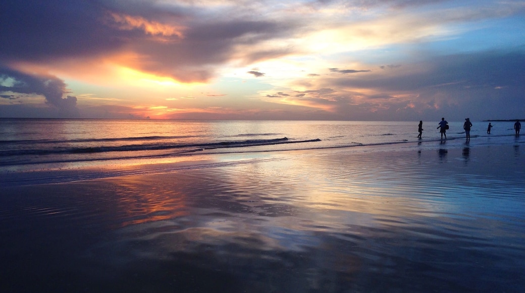 The tide made this sunset sing. Beautiful Florida night Marco Island! #marcoisland