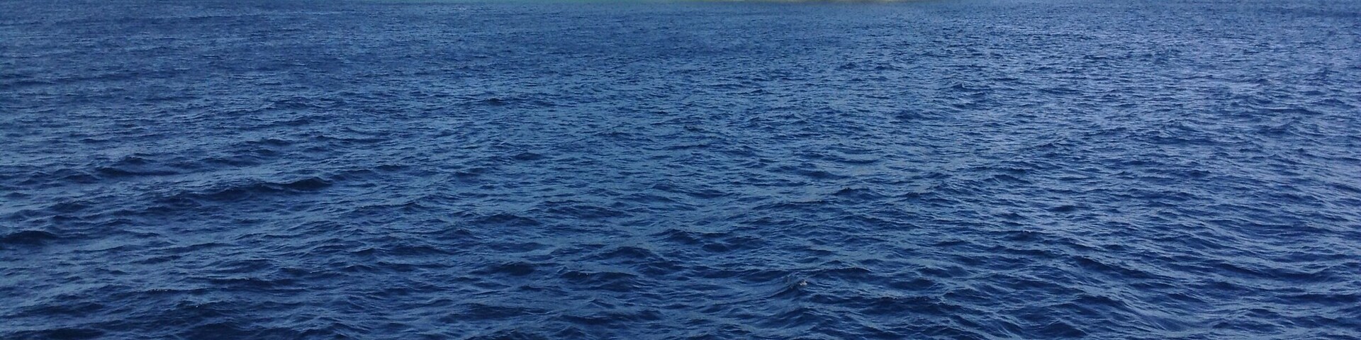 Smooth sailing to Manila...