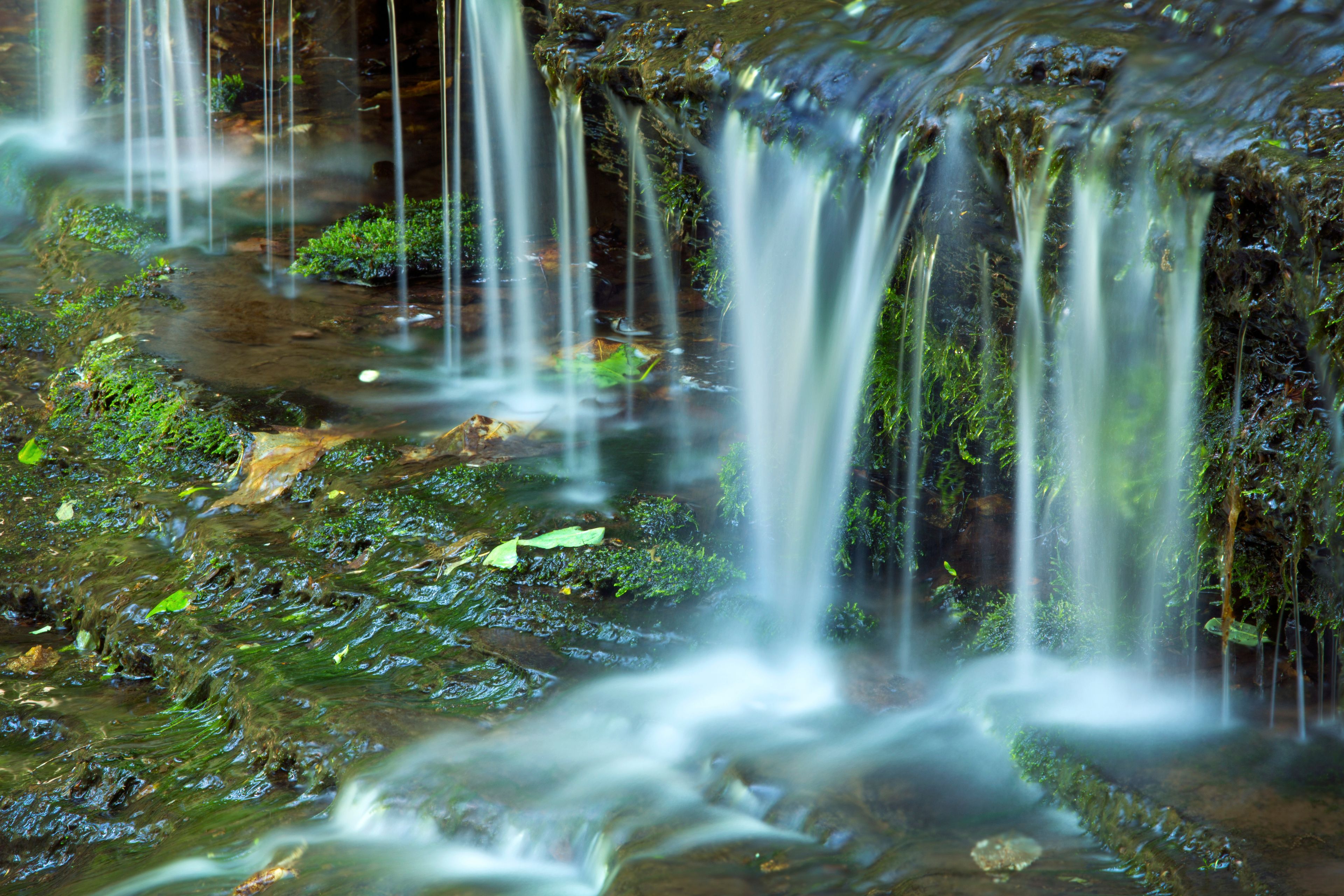 Horizontal view of rivulets at Wadsworth Falls, Middlefield, Con