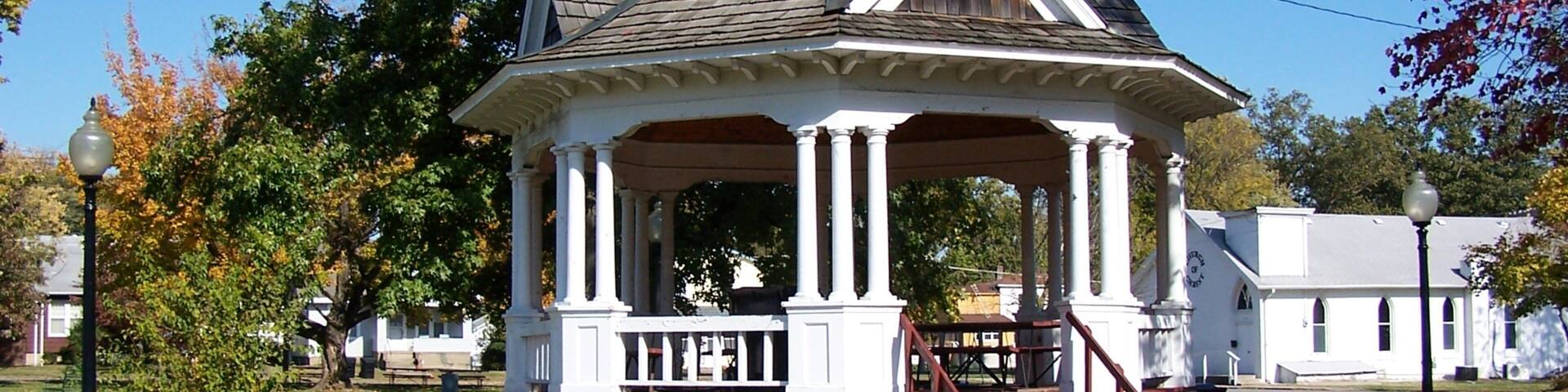 Southern Illinois which includes a garden