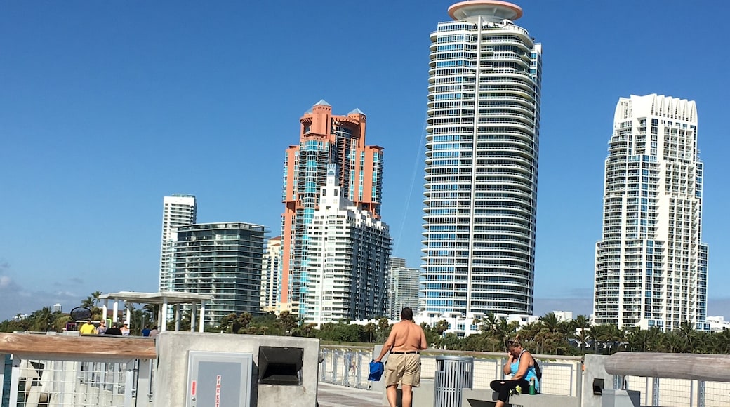South Point Pier - Miami Beach-
Visitors flock here to enjoy 360 degree ocean views, modern architecture and the local park as well as a beach. Kids large and small enjoy the miniature water park here - it's a great way to cool off. There is also a dog park and a tot lot nearby. This beach is popular for film crews and photo shoots, so don't be surprised if you show up and find a spectacle on site.
