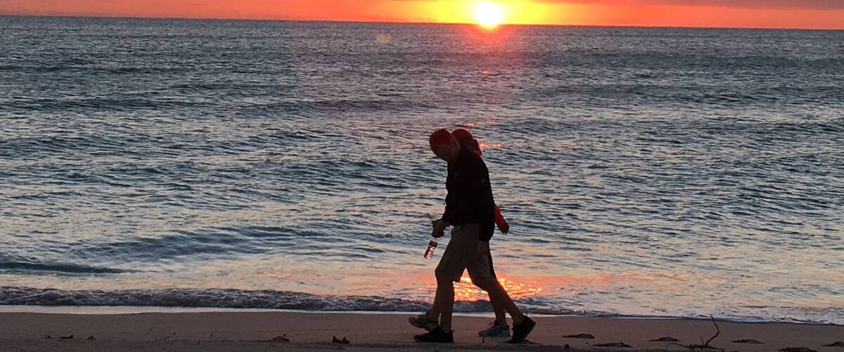 Morning run ! #sunrise #goldenhour
#fun day #life