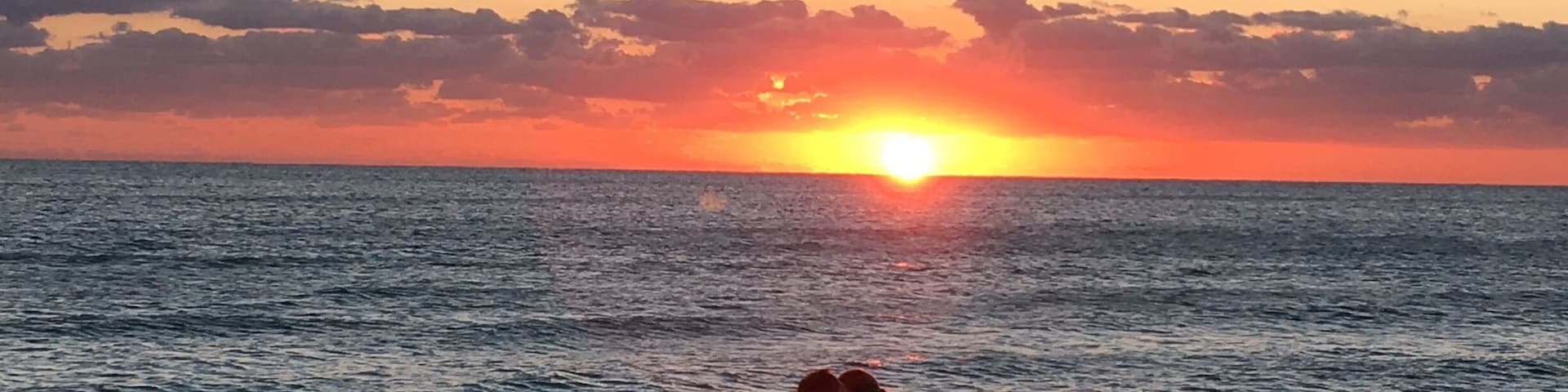 Morning run ! #sunrise #goldenhour
#fun day #life