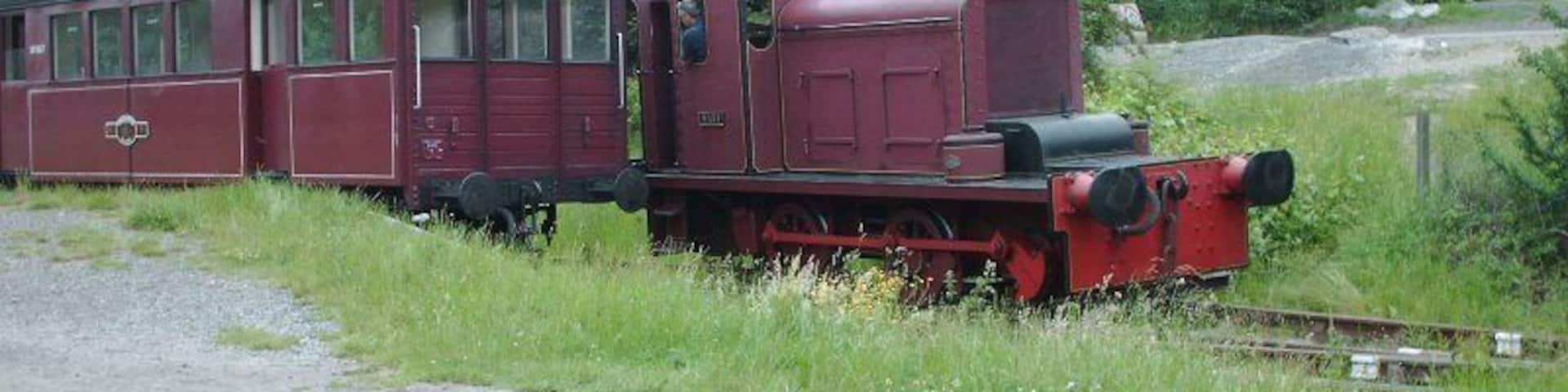 Middlton Railway, Leeds, England. Diesel-mechanical locomotive "Mary" running around its train at Park Halt. Built in 1932 by Hudswell Clarke & Co of Leeds.