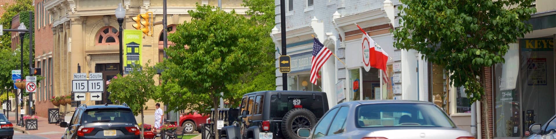 Charles Town Hotel Guide