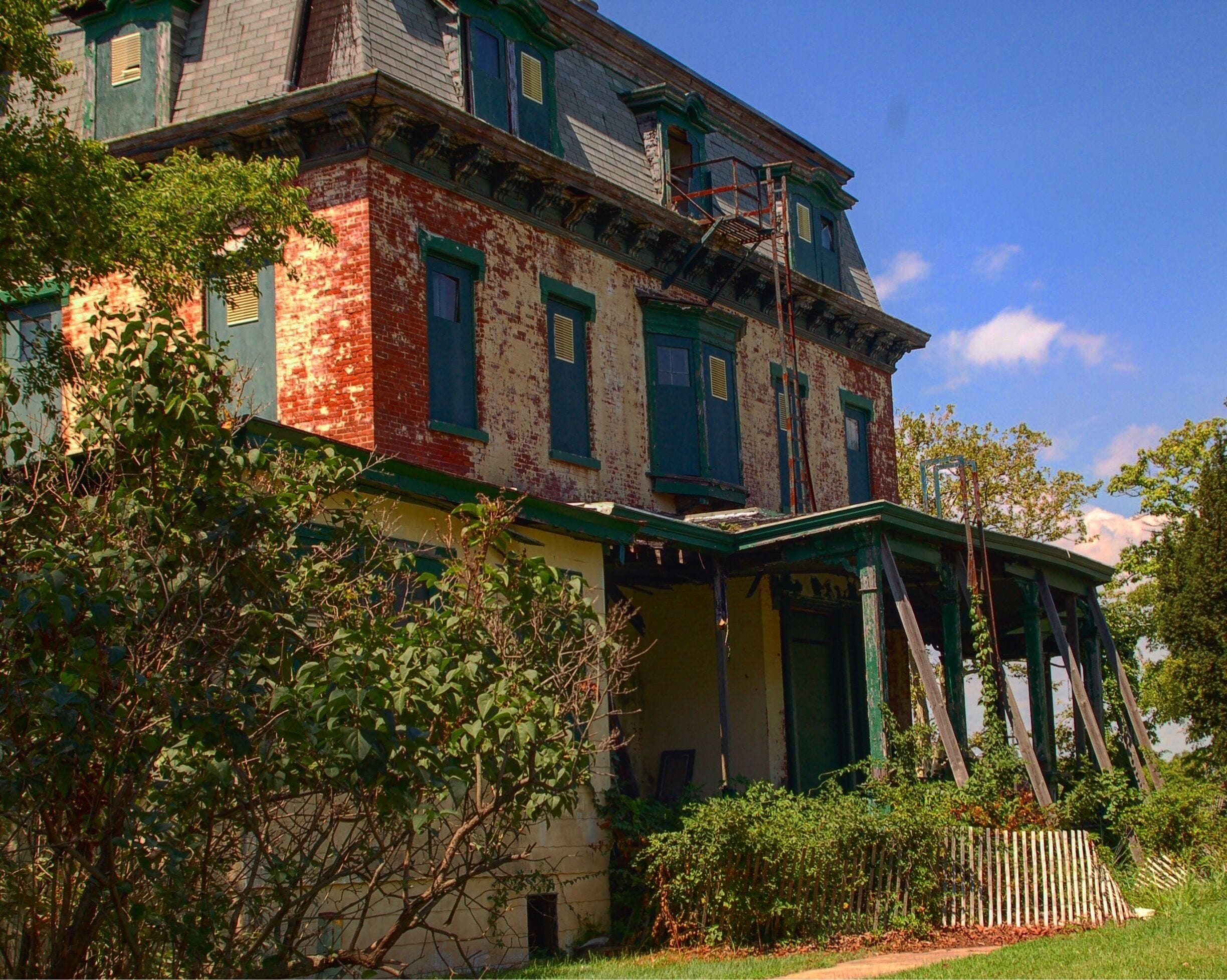 Sandy Hook #abandoned