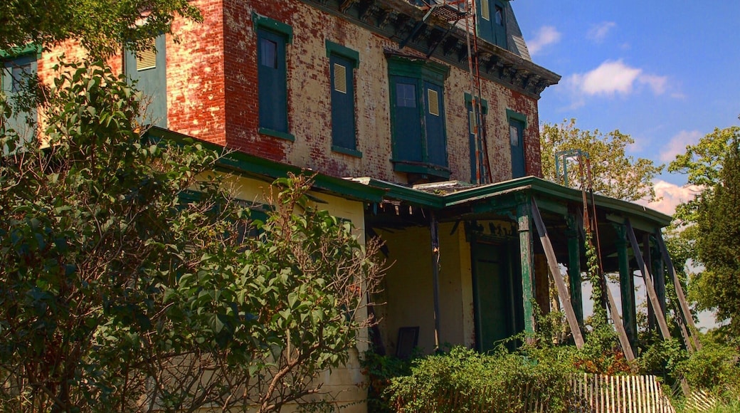 Sandy Hook #abandoned