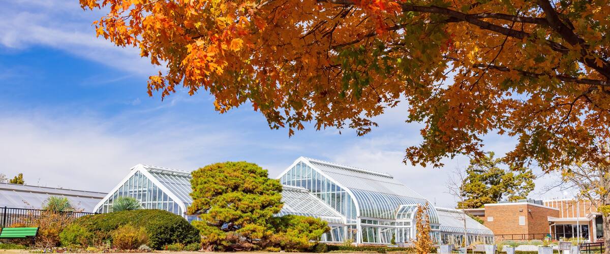 Beautiful fall color of the green house of Will Rogers Gardens