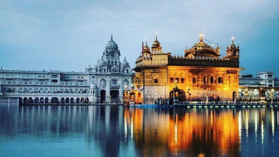 Once upon a time I got a chance to visit a place of immense exquisite and magnificent serenity called Golden Temple or Harmandir Sahib or Darbar Sahib.
Amritsar is not only famous for its mouth watering foods or wagha border but also world wide known for Golden temple which is embodying an unique blend of Hindus and Muslim architecture.
The photographer's paradise, foodie's hub and an open place for people if all faith.
A must visit place which opens 24*7 and I also visited the place twice day and night not only for photography but also for langer.
Do read more about golden temple and amritsar on my page : www.everycornerofworld.com
.
.
.
#goldentemple #amritsar #BVSBlue #Blue