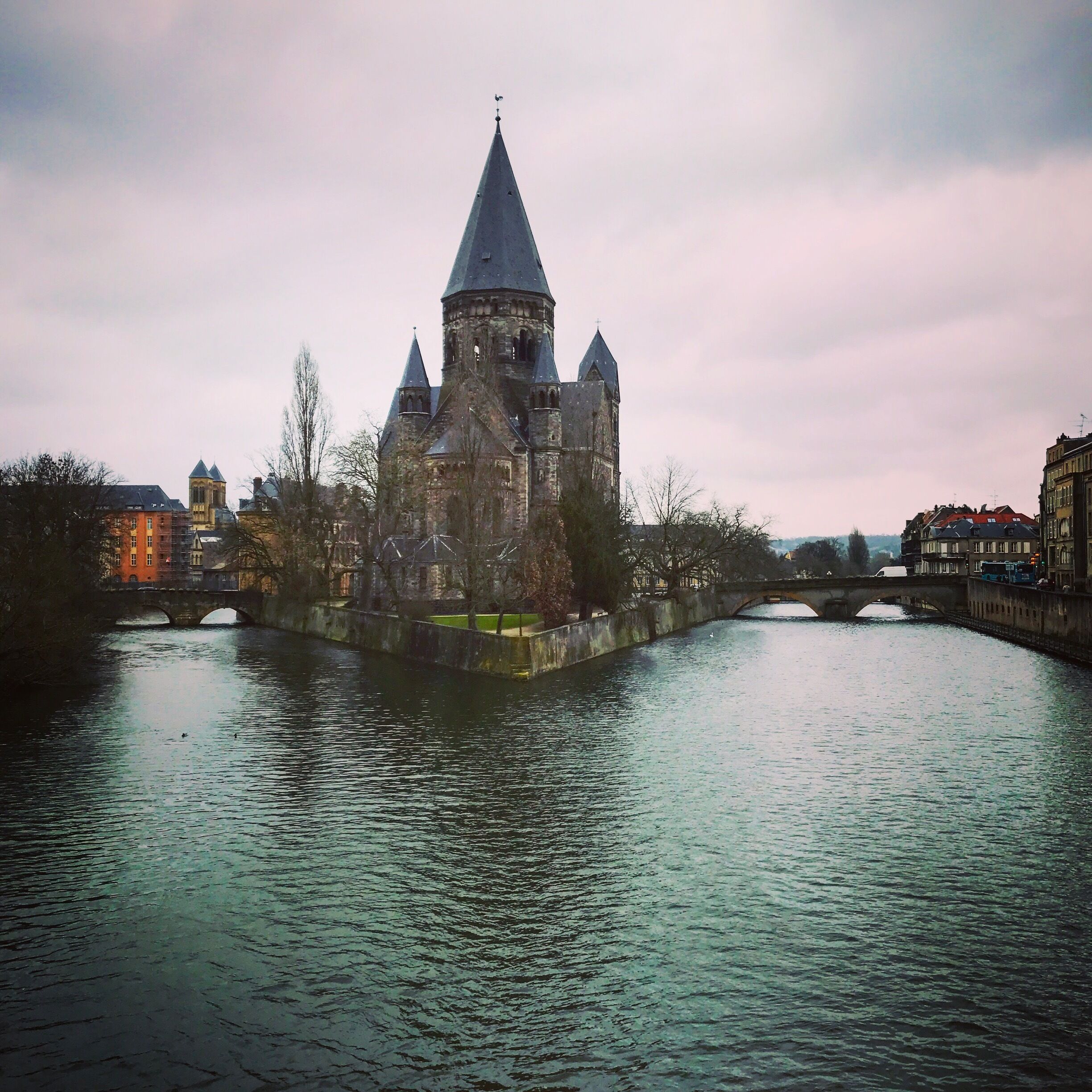 Beautiful Little church on the river lovely walk along the river or if you fancy shopping large town center 