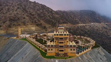 (Al-Burj Restaurant in Al-Baha city)
is a city in the west of Saudi Arabia in the Hejaz area. It is the capital of Al Bahah Region, and is one of the Kingdom's prime tourist attractions. It enjoys a pleasant climate and is surrounded by more than forty forests, including Raghdan, al Zaraeb and Baidan. Al Baha is the headquarters of the Governor, local councils and branches of governmental departments. Receiving the state's special attention, the city of Al Baha abounds in educational, tourist and 87bh institutions. It is considered the capital of the Ghamdi and Zahrani tribes in Saudi Arabia, and most of its inhabitants are from the native tribes.