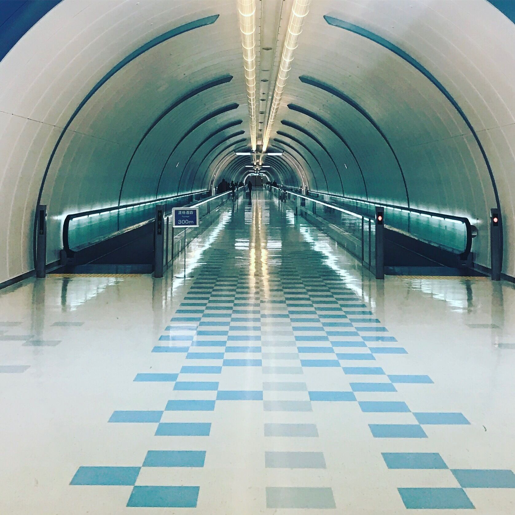 Airport life...love a good travelator! #airport #tokyo #lifeatexpedia #merch #architecture #stunningstructures