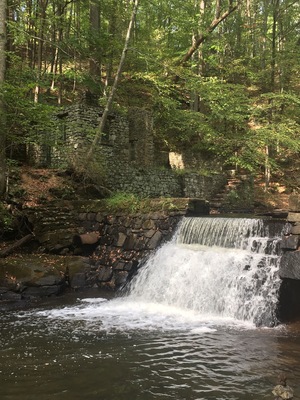 This park was beautiful and there was more than 1 waterfall, I took pictures of 3 but I am sure there are more along the river. Highly recommend this place.