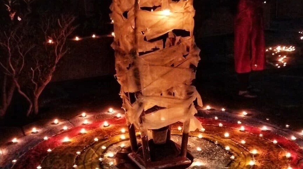 #LifeAtExpedia
Diwali celebrations in Delhi, India - Marking a win of good over evil, these beautiful diyas & lights enlightens us and brings joy to everyone.