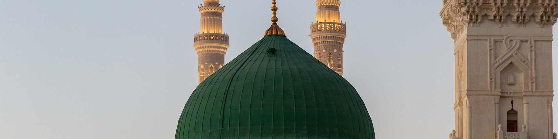 The Green Dome of the Prophet Mosque in Medina. Al-Masjid Al-Nabawi.