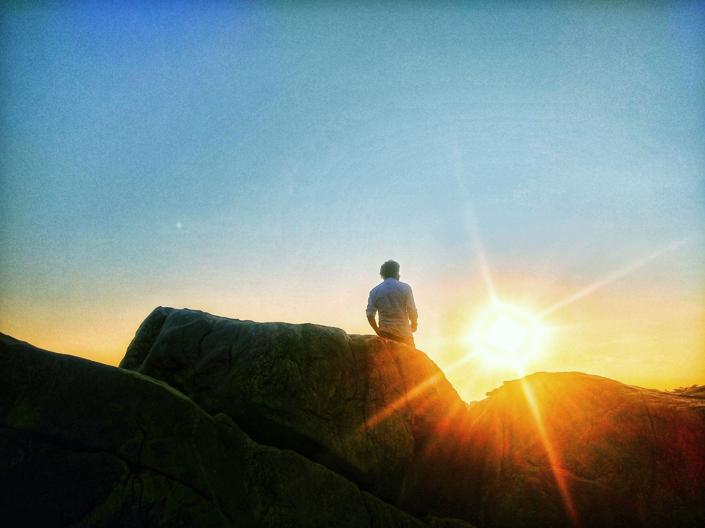 When you go down ,
I stand up.
#golden