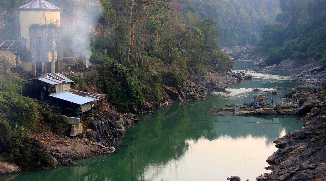 A beautiful place for friends' hangout.
#picnic #season #winter #cold