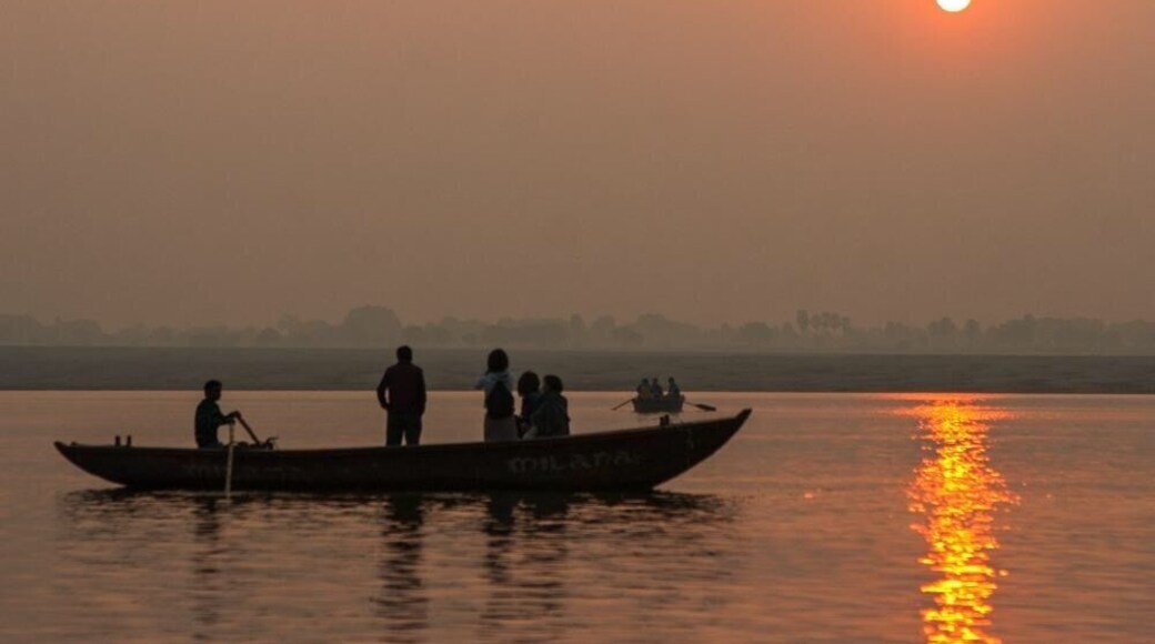 The Ganges River needs no introduction. It is without a doubt one of the more famous spiritual and cultural attraction in North India. #River #India #GangesRiver #Varanasi #Uttarpradesh
