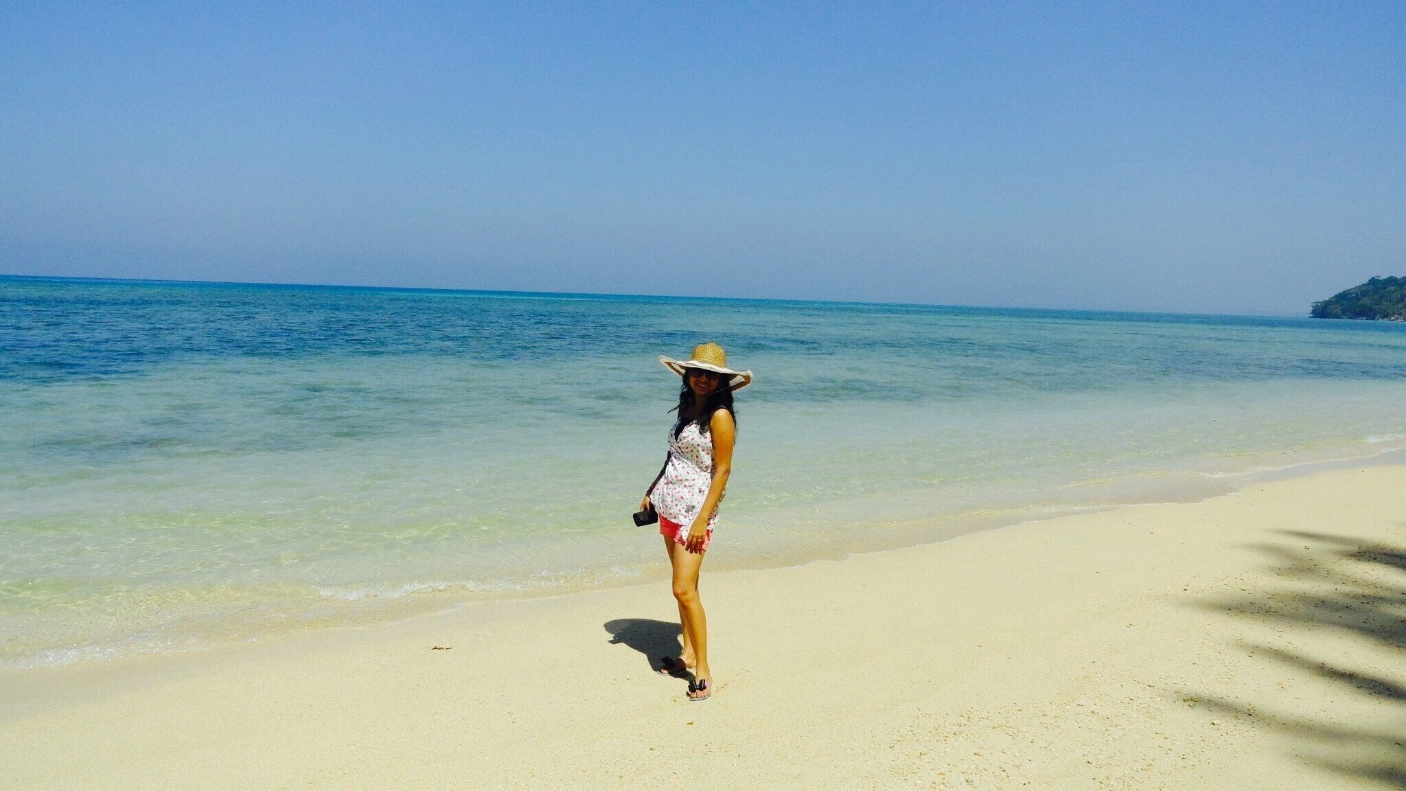 I am nothing but a tiny aberration in this beautiful, vast, #blue expanse !