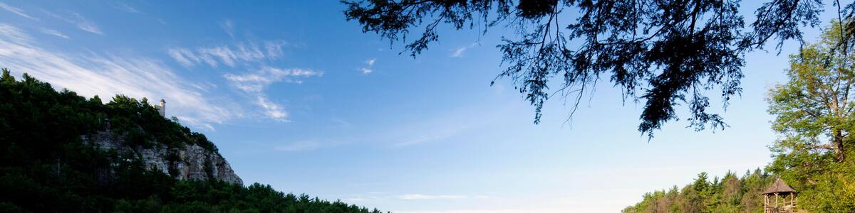 F09B4M Lake Mohonk - Mohonk Mountain House, New Paltz, Hudson Valley, New York, USA